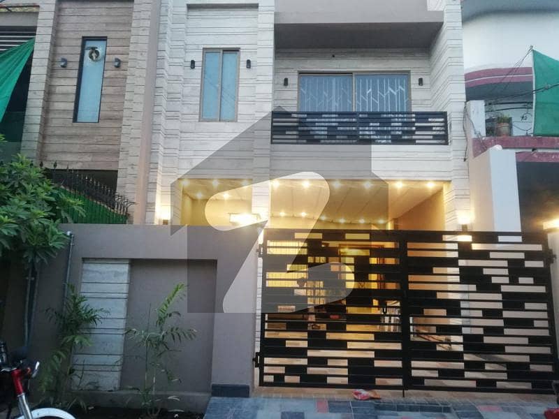 7.51 Marla Unique Dha Style Double Unit House Available For Sale In Ali Park