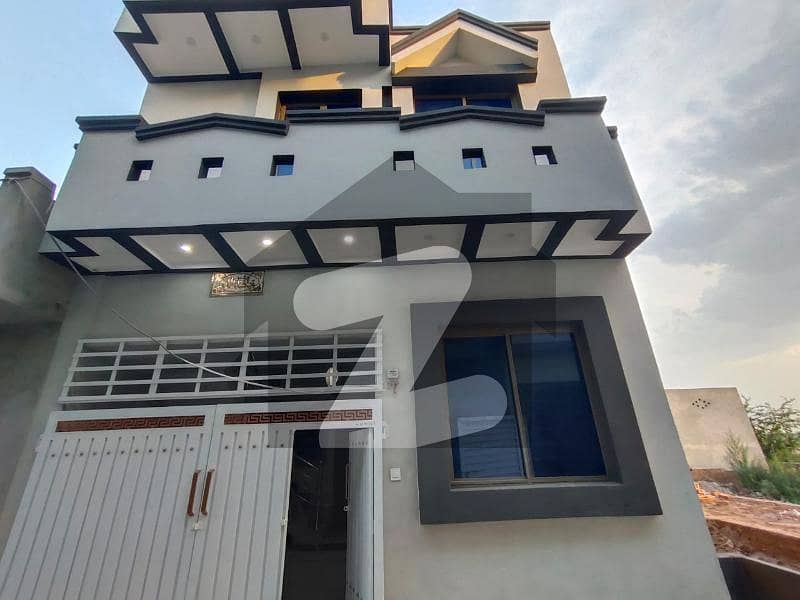 A Beautiful 3.5 Marla One And Half Storey House For Sale