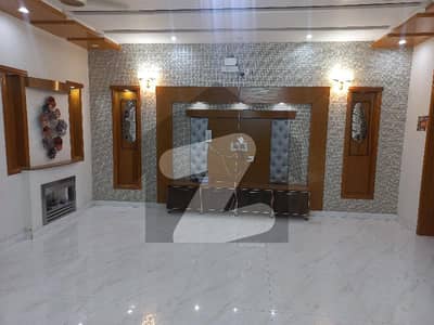 3 bed Superb Upper Portion In Nfc Society Near Wapda Town