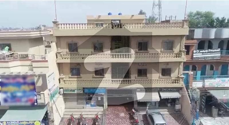 گرین ٹاؤن ۔ مین مارکیٹ روڈ گرین ٹاؤن سیکٹر ڈی 2 لاہور میں 2 کمروں کا 1.5 کنال عمارت 12 کروڑ میں برائے فروخت۔