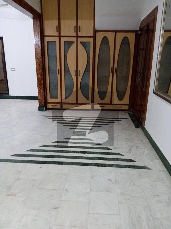 400 Yards Well Maintained House For Sale In Gulistan-e- Jauhar Block 7