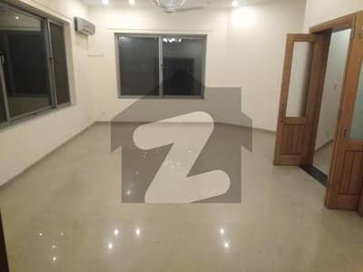 ایف ۔ 7 اسلام آباد میں 7 کمروں کا 1.07 کنال مکان 21 کروڑ میں برائے فروخت۔