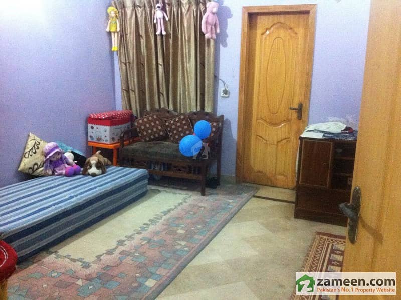 Double Bed Flat At First Floor Available For Rent