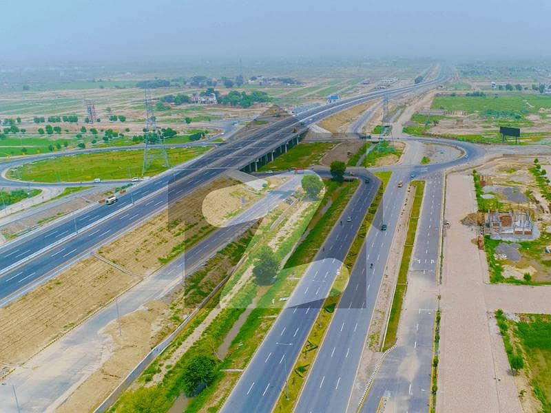 Increase your investment 8 Marla Commercial plot with facing ring-road and Direct approach Raiwind Road Ready to build your project Apartments and commercial activity