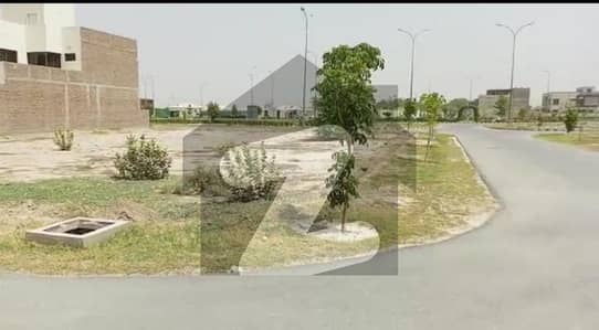 اتحاد گارڈن - بلاک سی اتحاد گارڈن ایئر پورٹ روڈ رحیم یار خان میں 5 مرلہ رہائشی پلاٹ 36.5 لاکھ میں برائے فروخت۔