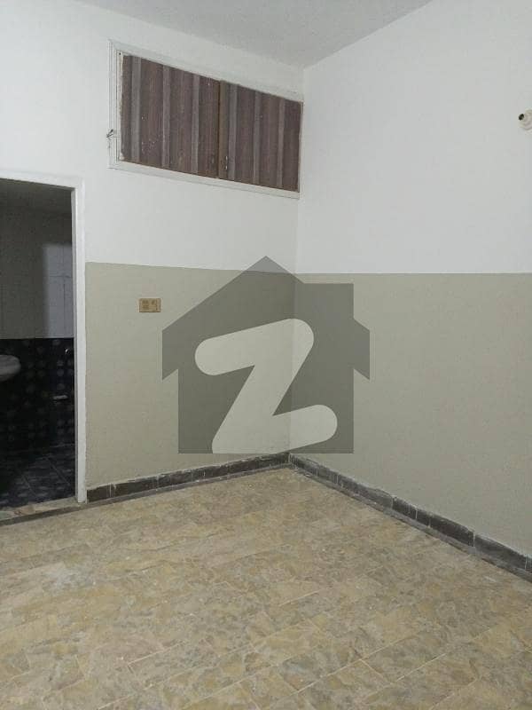 720 Square Feet Lower Portion For Rent Available In Gulshan-E-Iqbal Town