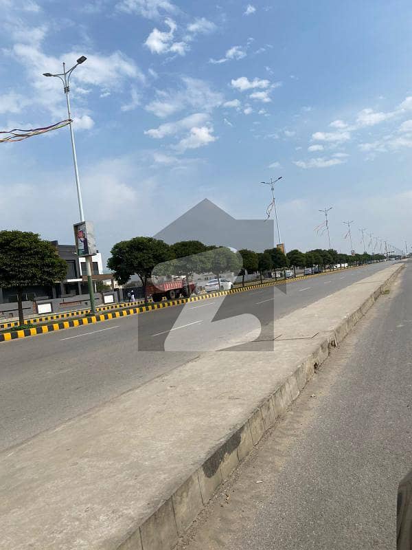 Urgently Selling Direct Deal Commercial Plot At Cheapest Price Prime Location All Facilities Available Near To School Near To Park 100 Percent Confirm Plot