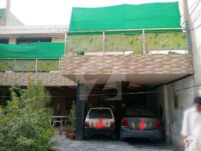 گلگشت کالونی ملتان میں 5 کمروں کا 14 مرلہ مکان 1.7 کروڑ میں برائے فروخت۔