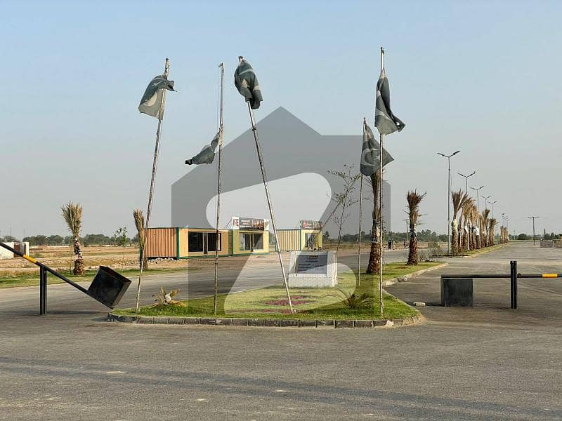 اقبال گارڈن لاہور - اسلام آباد موٹروے لاہور میں 5 مرلہ رہائشی پلاٹ 17.5 لاکھ میں برائے فروخت۔