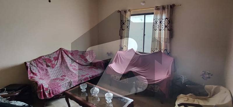 200 Yards Portion 3 Bed Lounge Dining In Shamsi Society