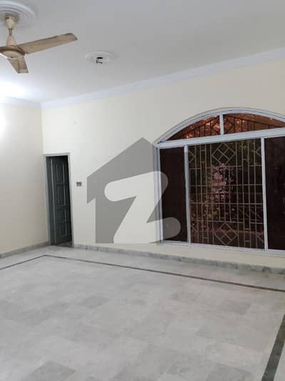 فیصل کالونی راولپنڈی میں 5 کمروں کا 10 مرلہ مکان 2.45 کروڑ میں برائے فروخت۔