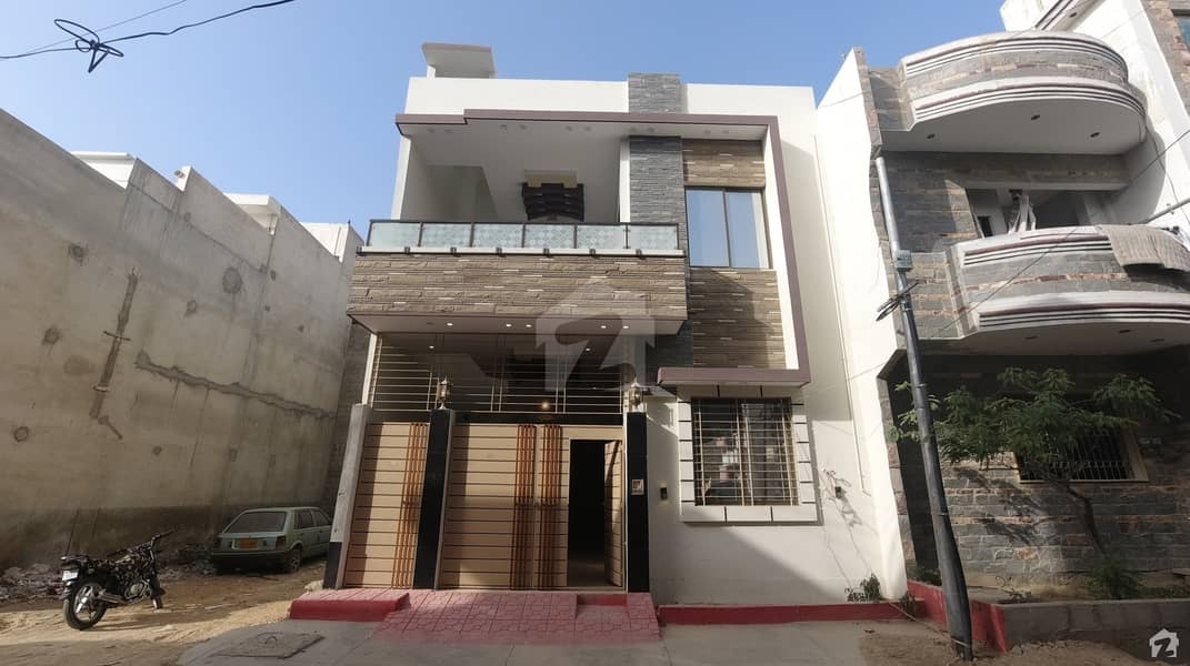 Double Storey 120 Square Yards House Available In Gulshan-e-maymar - Sector R For Sale