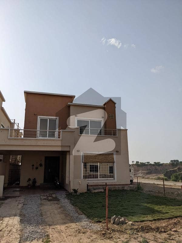 Beautiful 8 marla double storey home with maintained lawn grills and cooking range and with water pump
well decorated home
for rent