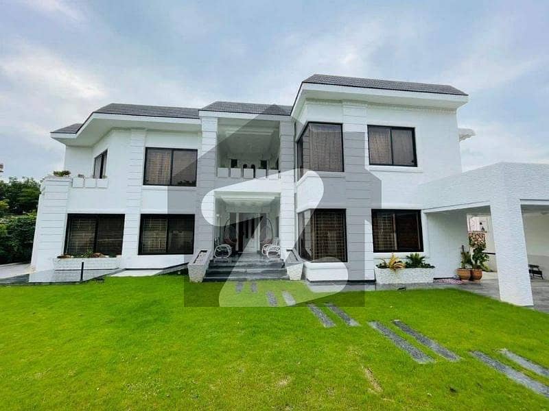 45 Marla House Fam House For Sale Executive Lodges Block Bahira Town Lahore