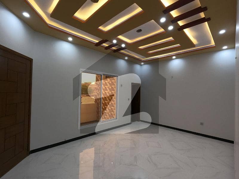 گلشنِ معمار - سیکٹر آر گلشنِ معمار گداپ ٹاؤن کراچی میں 6 کمروں کا 10 مرلہ مکان 3.75 کروڑ میں برائے فروخت۔