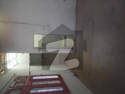 Peoples Colony No 1 Upper Portion Sized 2250 Square Feet For Rent