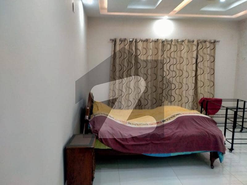 شاہدرہ لاہور میں 4 کمروں کا 10 مرلہ مکان 1.5 کروڑ میں برائے فروخت۔