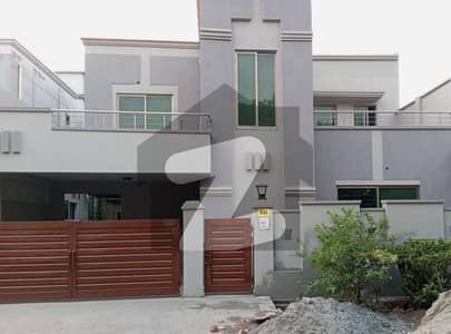 10 Marla Askari Almost New House On Ideal Location