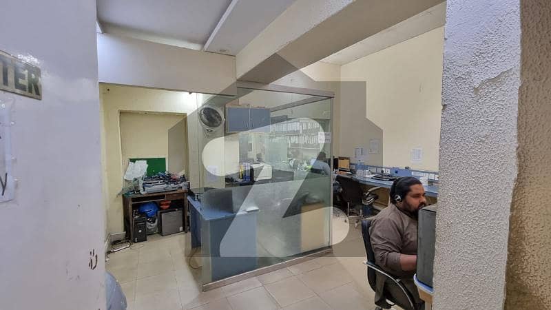 1.5 Kanal Office Space Available For Rent In Gulberg Lahore