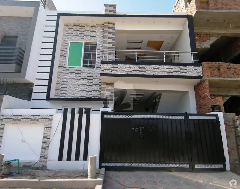 گرین ویلاز اڈیالہ روڈ راولپنڈی میں 4 کمروں کا 5 مرلہ مکان 1.1 کروڑ میں برائے فروخت۔