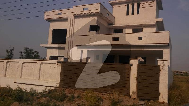 1 Kanal House In Awt For Sale