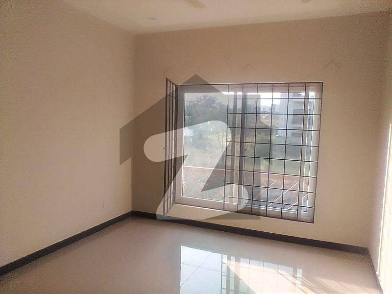 2250 Square Feet House Available For Rent In D-12
