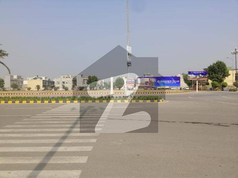 پارک ویو سٹی ۔ کرسٹل بلاک پارک ویو سٹی لاہور میں 5 مرلہ رہائشی پلاٹ 55 لاکھ میں برائے فروخت۔