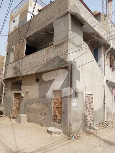 صابر کالونی ملیر کراچی میں 9 کمروں کا 3 مرلہ مکان 90 لاکھ میں برائے فروخت۔