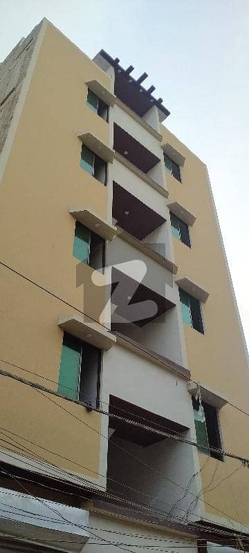 اختر کالونی جمشید ٹاؤن کراچی میں 2 کمروں کا 2 مرلہ فلیٹ 16 ہزار میں کرایہ پر دستیاب ہے۔