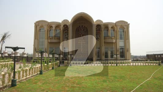 Luxurious Farm House Is Available For Sale In Gulberg Greens