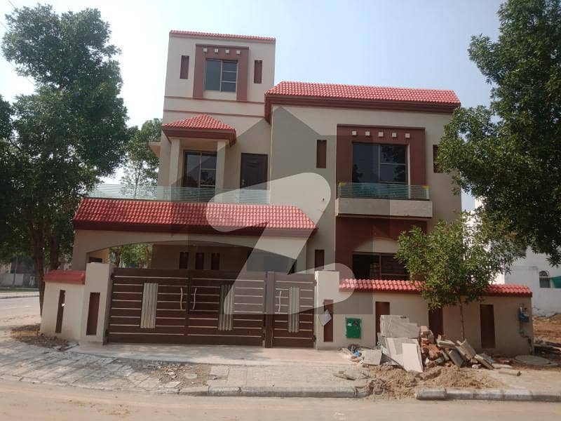12 Marla House For Rent In Usman Block Bahria Town Lahore