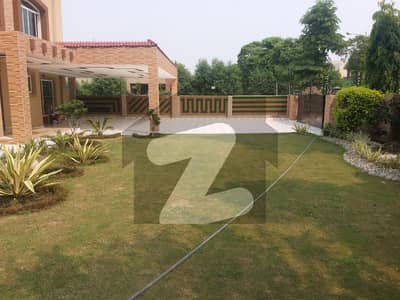 D H A Lahore 4 kanal Full Renovate Corner House with 100 original pics available for Rent