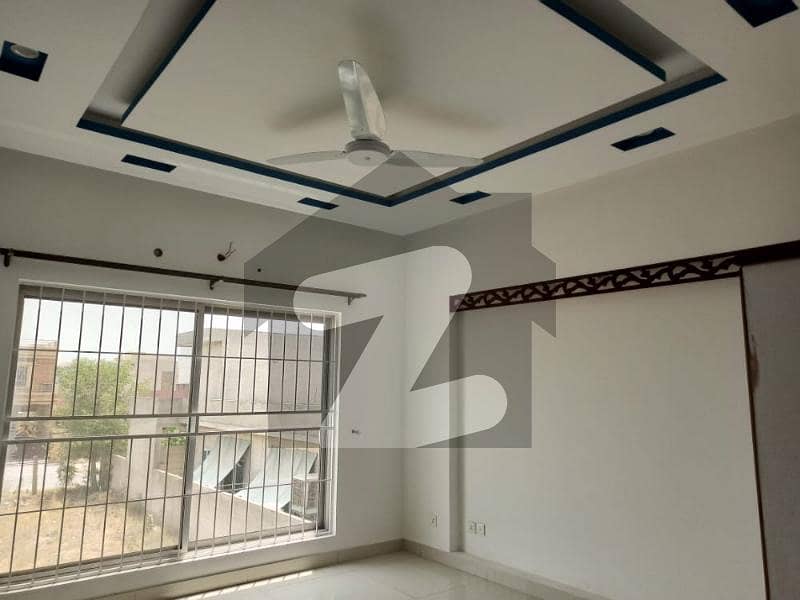 Get A 4500 Square Feet Upper Portion For Rent In Johar Town Phase 2 - Block H3
