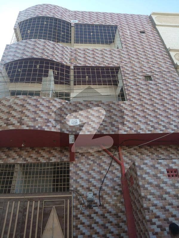 تیسر ٹاؤن گداپ ٹاؤن کراچی میں 9 کمروں کا 3 مرلہ مکان 65 لاکھ میں برائے فروخت۔