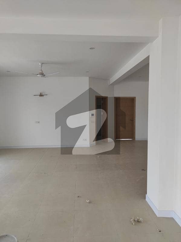 1 Kanal Beautiful Lavish House Available for Rent In D-12