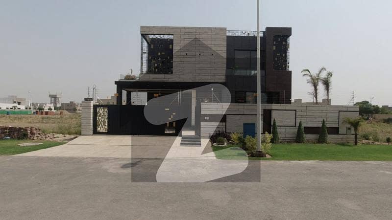ڈی ایچ اے فیز 7 - بلاک یو فیز 7 ڈیفنس (ڈی ایچ اے) لاہور میں 5 کمروں کا 1 کنال مکان 8.15 کروڑ میں برائے فروخت۔