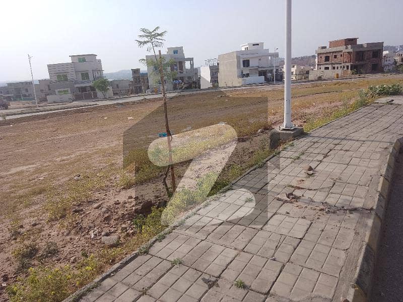 10 Marla Boulevard Plot For Sale In Sector B Bahria Town Phase 8