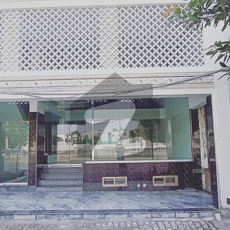 ڈی ایچ اے فیز 3 ڈیفنس (ڈی ایچ اے) لاہور میں 4 کمروں کا 8 مرلہ دفتر 4 لاکھ میں کرایہ پر دستیاب ہے۔