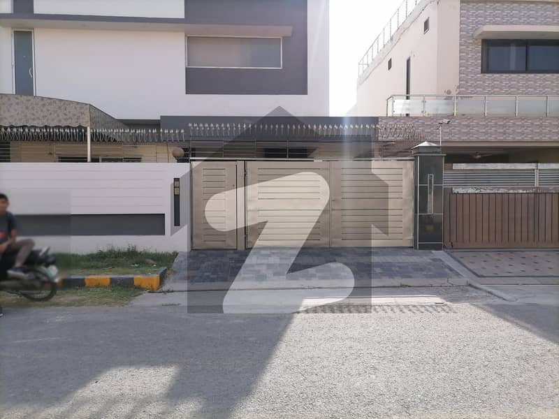 10 Marla House For Rent in Wafi Citi Housing Gujranwala Block-EE
