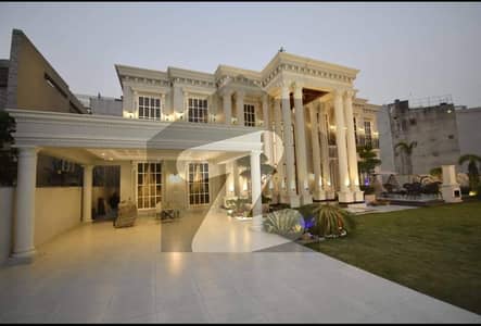 10 Bed 1000 Yards Luxury Bungalow, In Bahria Town Karachi.