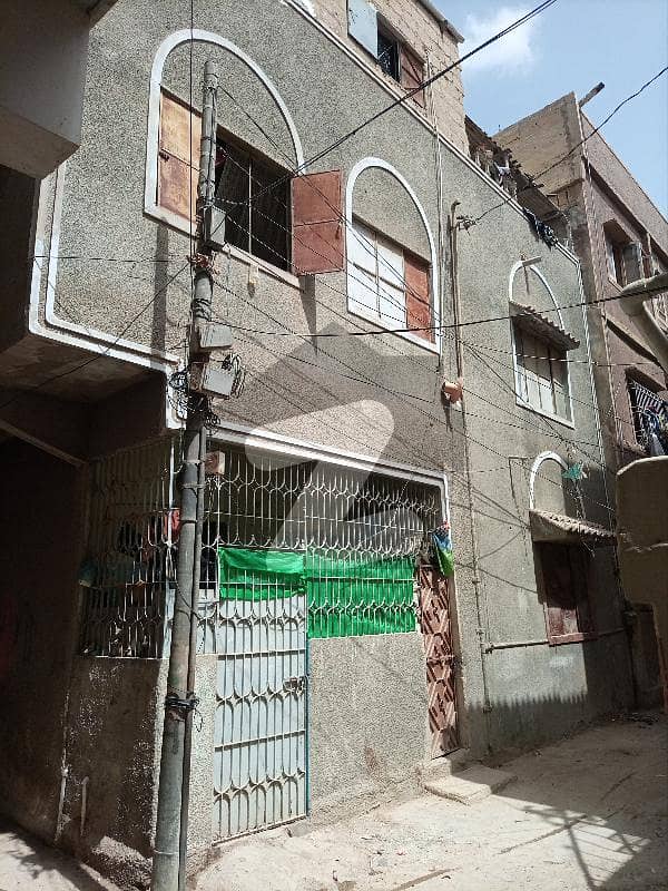 ریتا پلاٹ شاہ فیصل ٹاؤن کراچی میں 10 کمروں کا 4 مرلہ مکان 95 لاکھ میں برائے فروخت۔