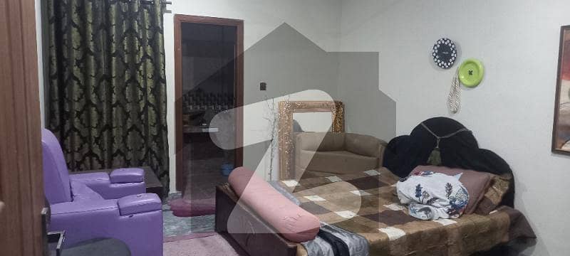 گلزارِ قائد ہاؤسنگ سوسائٹی راولپنڈی میں 5 کمروں کا 4 مرلہ مکان 1 کروڑ میں برائے فروخت۔