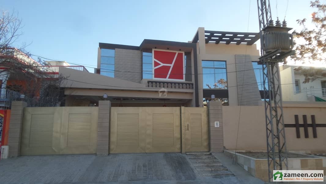 Well Furnished Banglow For Sale At Jinnah Town