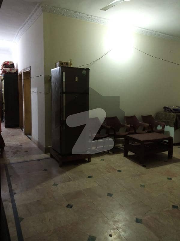 چکراروڈ راولپنڈی میں 3 کمروں کا 7 مرلہ مکان 30 ہزار میں کرایہ پر دستیاب ہے۔