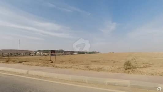 Bahria Town - Precinct 17 Commercial Plot For Sale Sized 2250 Square Feet