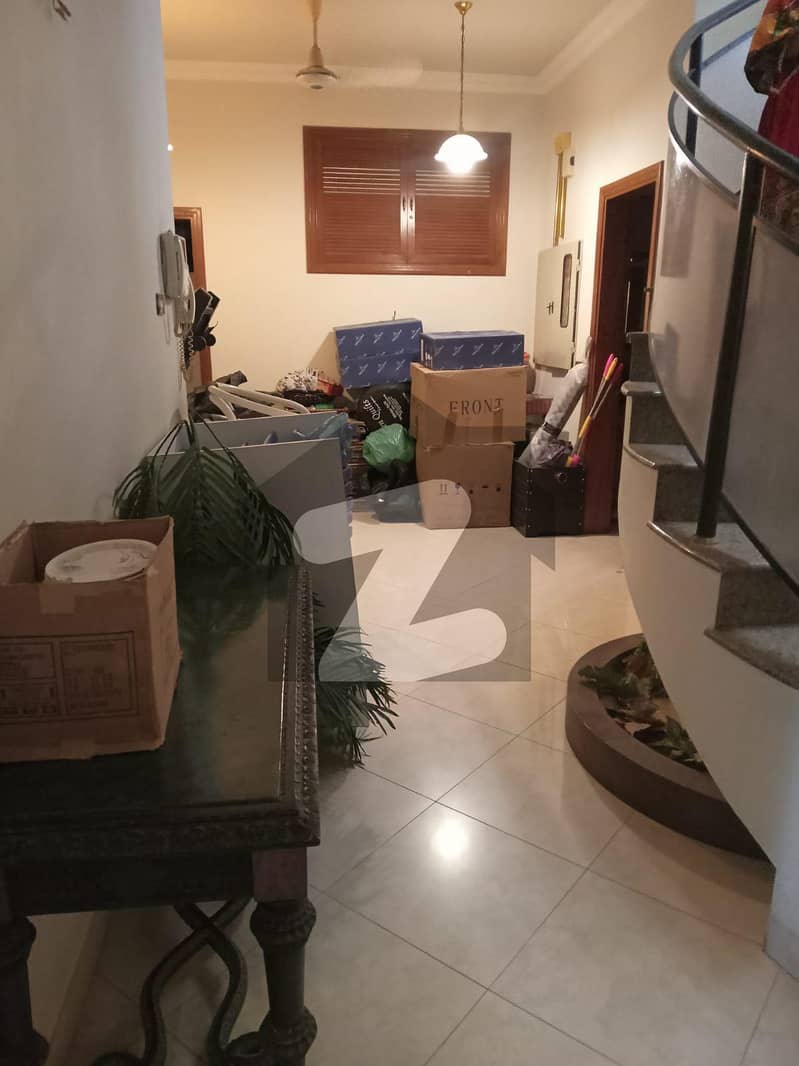 Defence Phase 2 Bungalow For Sale 2+3 Bedroom Tile Marble Flooring Old House But Maintain Urgent Sale