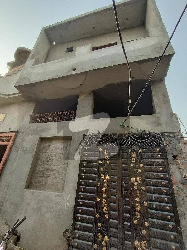 پکی کوٹلی سیالکوٹ میں 3 کمروں کا 3 مرلہ مکان 55 لاکھ میں برائے فروخت۔