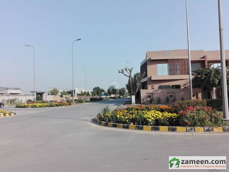 Park Facing Residential Plot Available For Sale Abdullah Gardens, East Canal Road, Canal Road