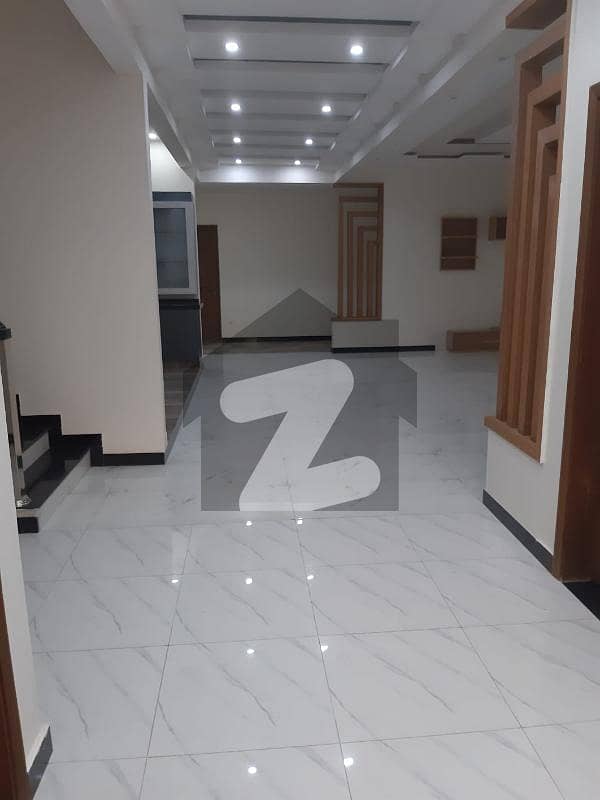 500 yard Double Storey Bungalow Available For Rent Block 4 Gulshan-e-Iqbal