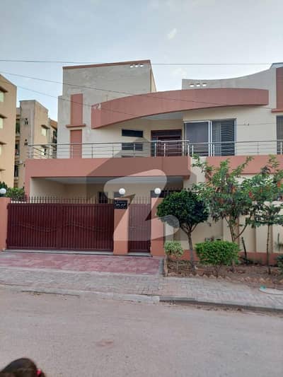 مارگلہ ویو ہاؤسنگ سوسائٹی ڈی ۔ 17 اسلام آباد میں 6 کمروں کا 14 مرلہ مکان 3.5 کروڑ میں برائے فروخت۔
